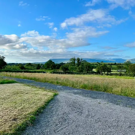 The Hideout Lodge Carrowmore (Sligo)